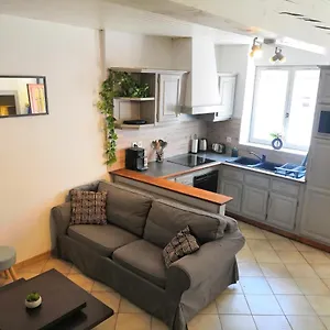 https://la-casa-de-brens.midi-pyreneeshotels.com